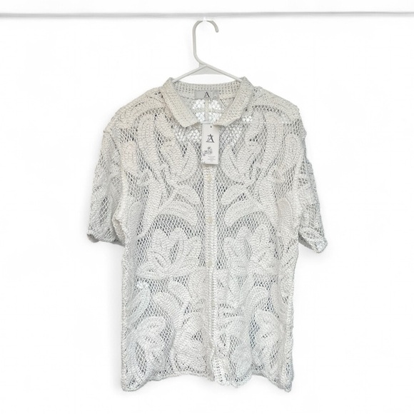 White Crochet Lace Two Piece Bottom and Top Set - Picture 2 of 8